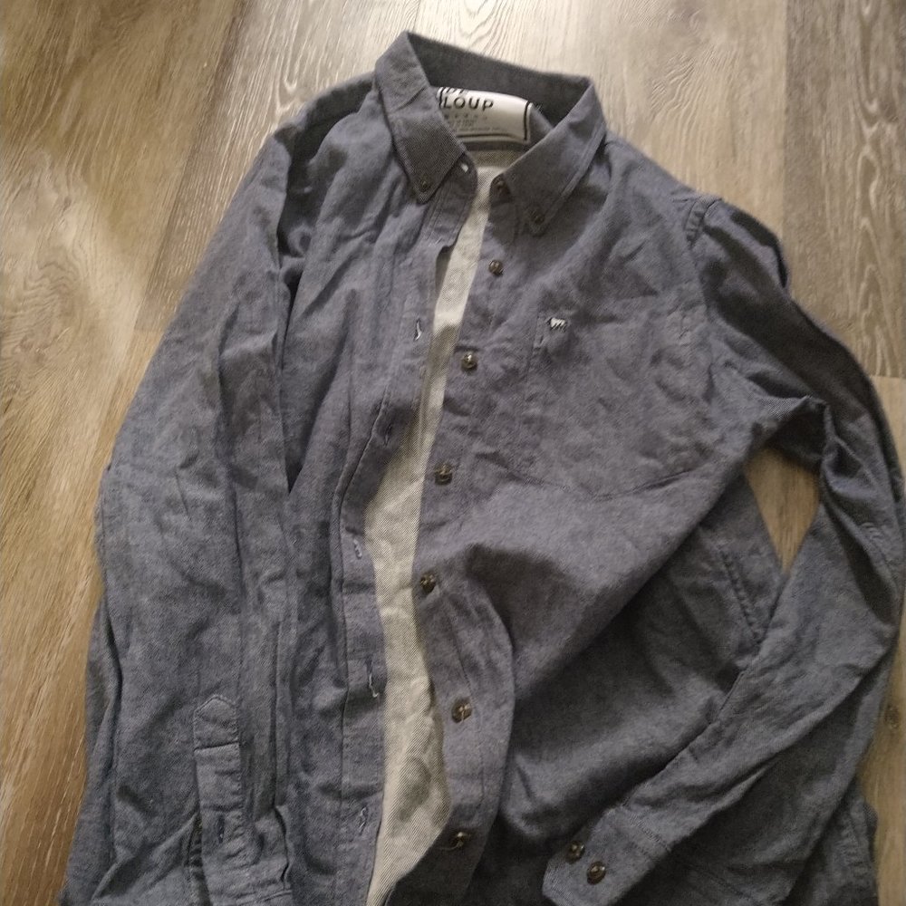 Peau de Loup sz 12 grey Chambray shirt